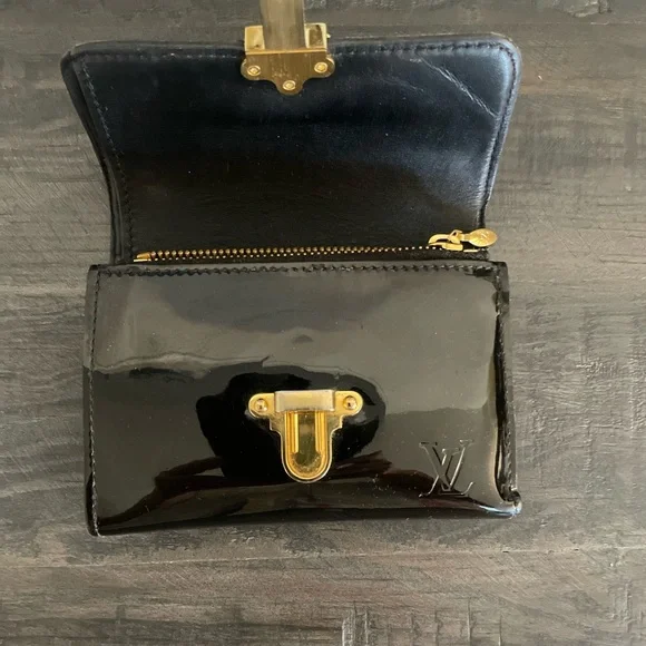 Louis Vuitton Patent Mono Compact Wallet - Picture 13 of 15